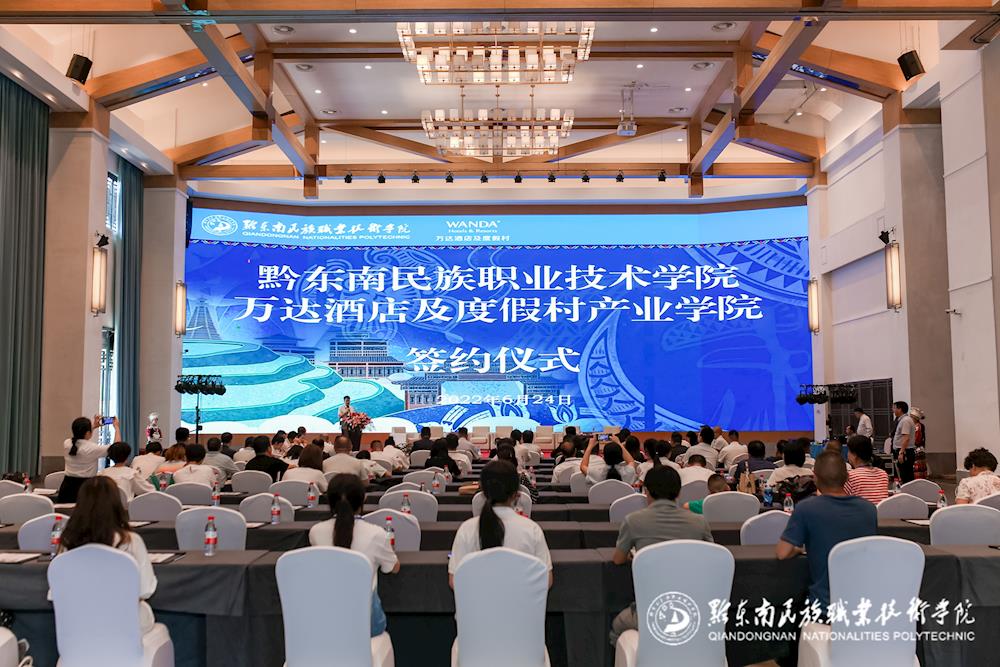 ff80808191556ddb39101917de8f8185fc4.jpg